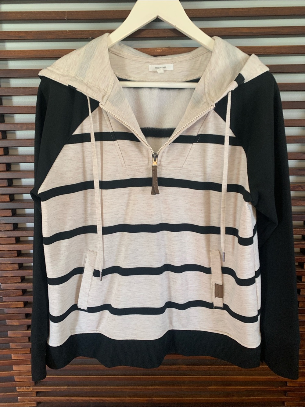 🎉NEW LISTING!🎉Maurices Cream & Black Striped Half-Zip Hoodie
